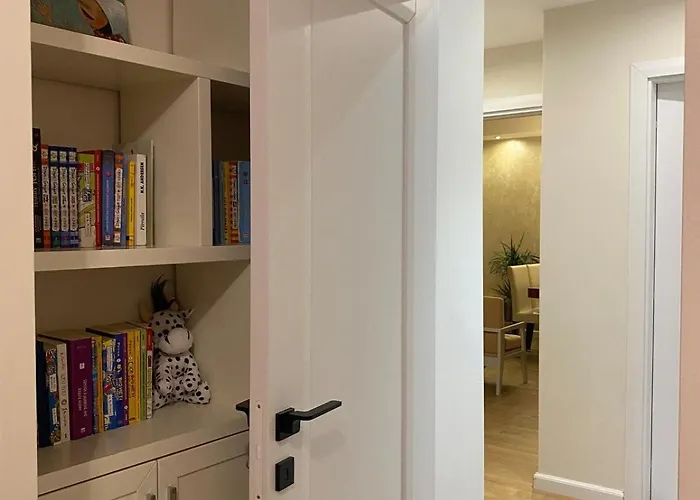 Main Rezidenca * Tiran